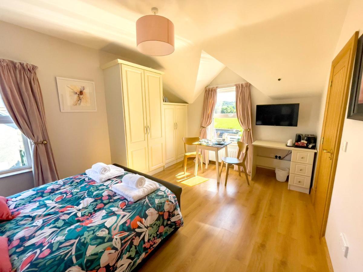 Mount Edwards Hill Guest Accommodation Cushendall Exterior photo